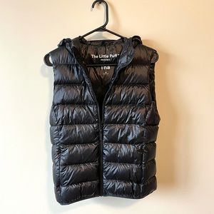TNA Little Puff Vest- Packable with hood